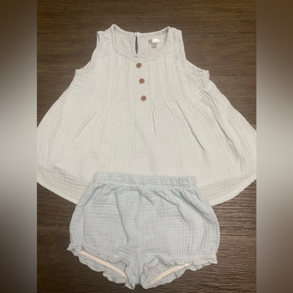 Tahari baby girl 2pc set dress top and bloomers